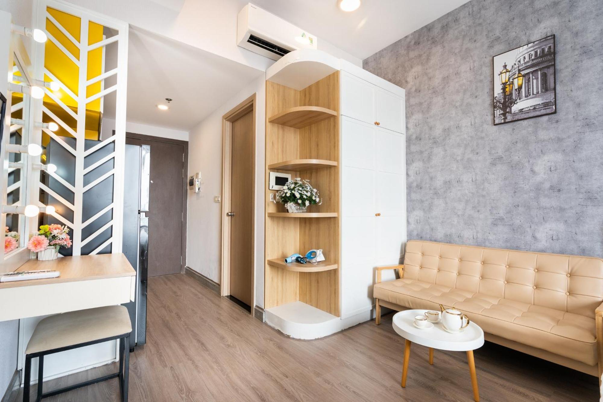 Căn hộ Oui! Oui! Cbd - Rivergate Building TP. Hồ Chí Minh